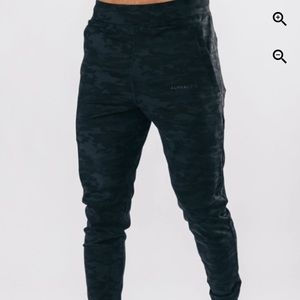 Alphalete Black Camo Pro-Elite Jogger